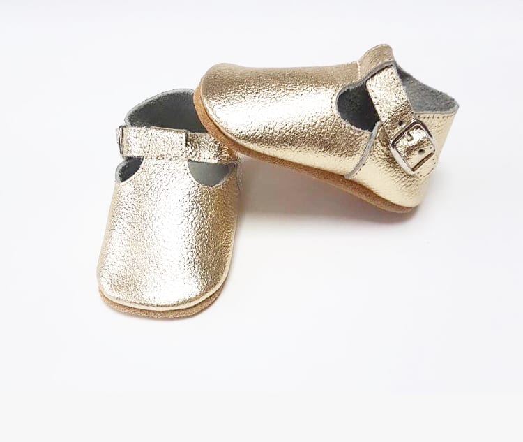 Gilt Gold T-Bars Leather baby t-bars for pre-walkers, walkers and toddlers made with style and comfort in mind. Shop our soft sole t-bar shoes, perfect for special occasions.
