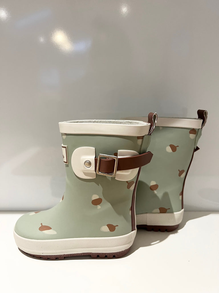 Goose and Gander's hand-made wellington boots in green with an acorn design. 
